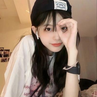 花花公子之千面女陪游